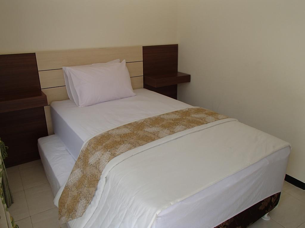 Shakila Guest House Malang Szoba fotó