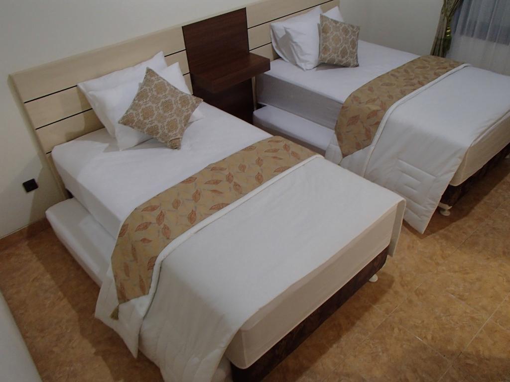 Shakila Guest House Malang Szoba fotó